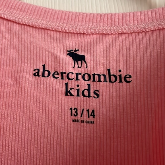 Abercrombie Ruffled Tee - Picture 4 of 5